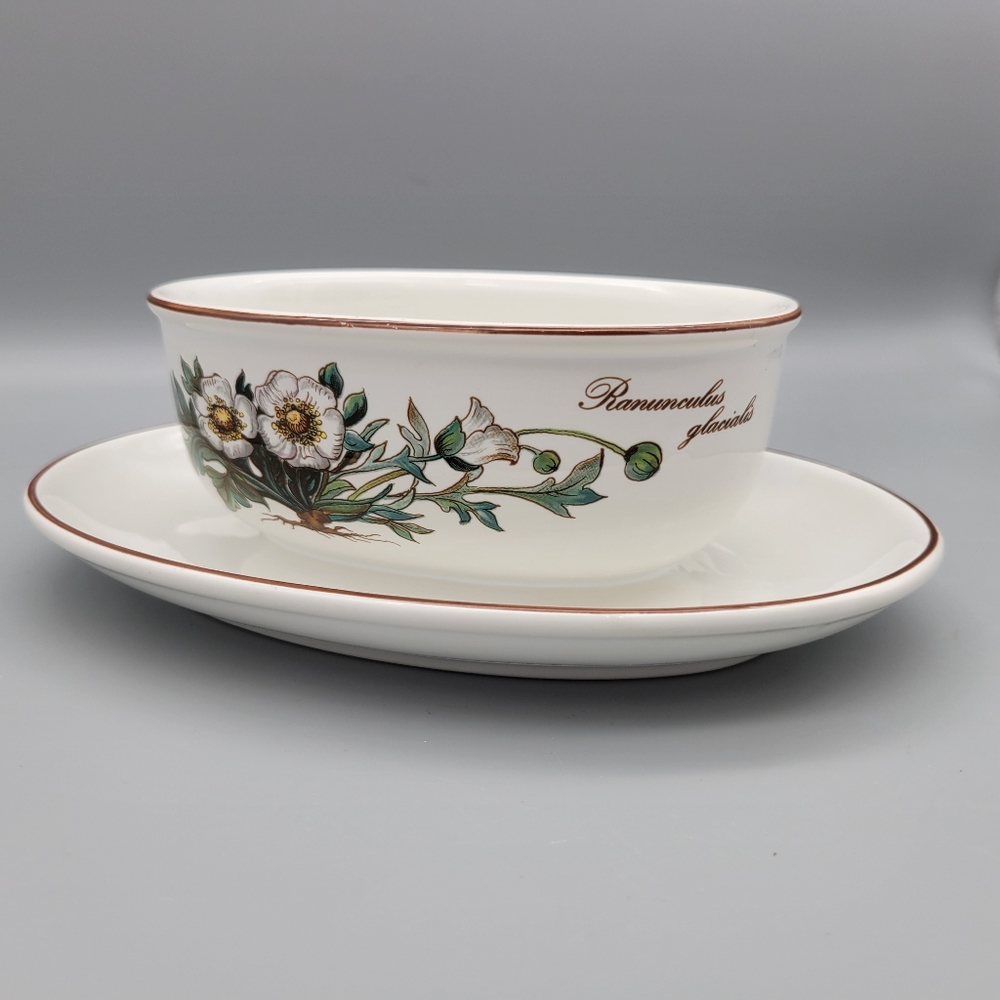 Vintage Villeroy and Boch Botanica Gravy Boat Vintage Porcelain Serveware